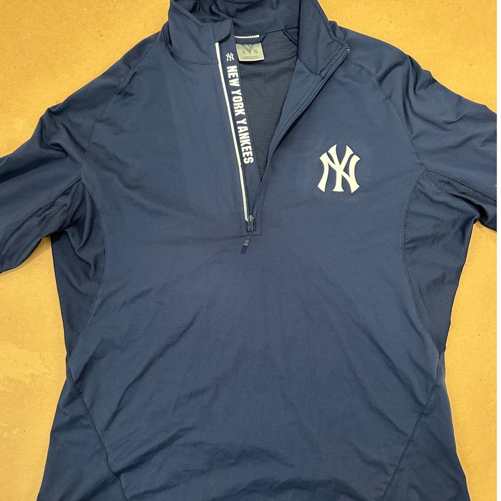 New York Yankees Levelwear Women's 1/4 zip - Picture 1 of 7